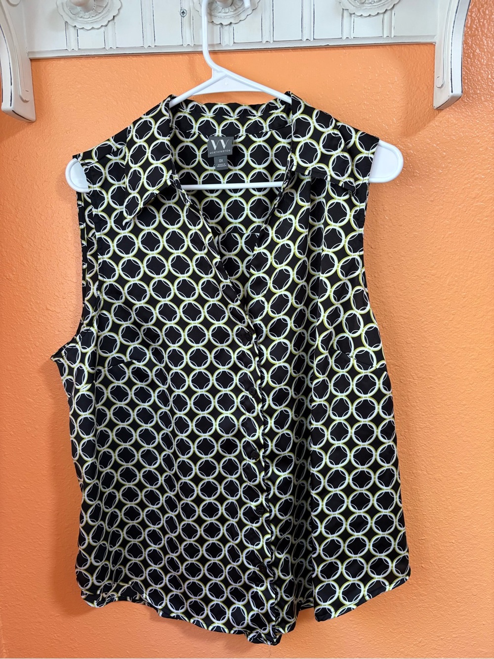 Worthington Black & Lime Geometric Sleeveless Blouse